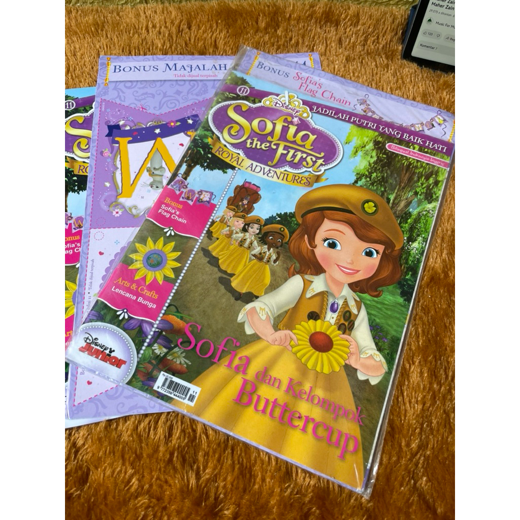 Buku Majalah Disney Junior