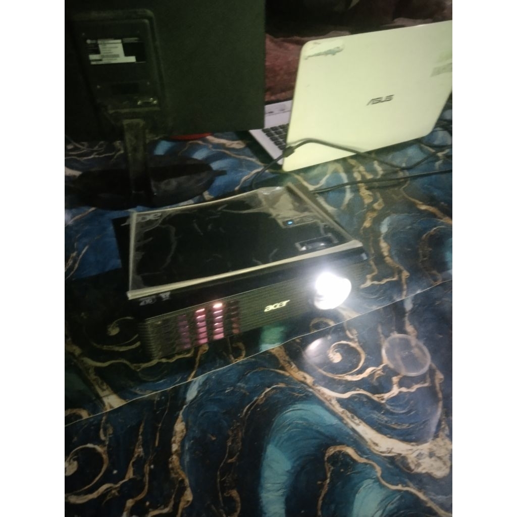 proyektor Acer x1161n second