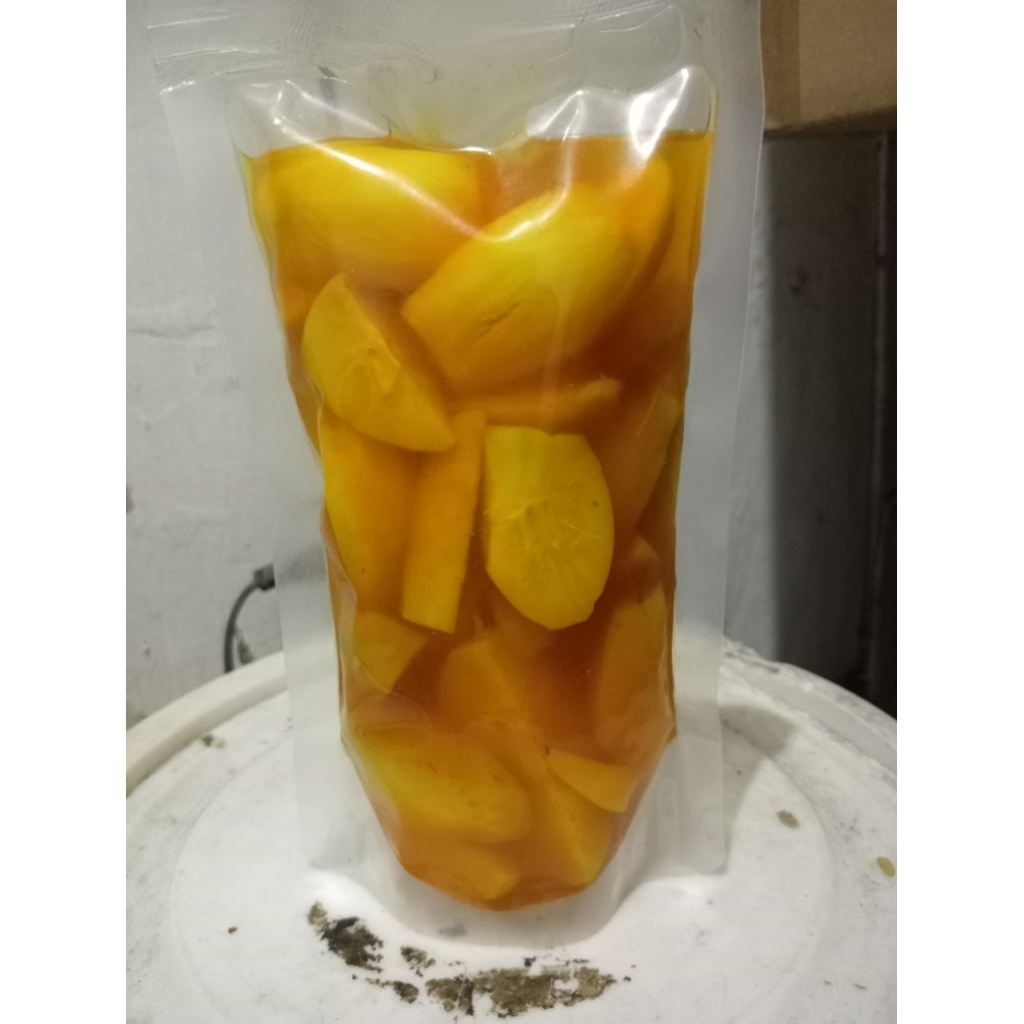 

manisan/Asinan dondong lokal rasa pedas.kemasan 400 gr.