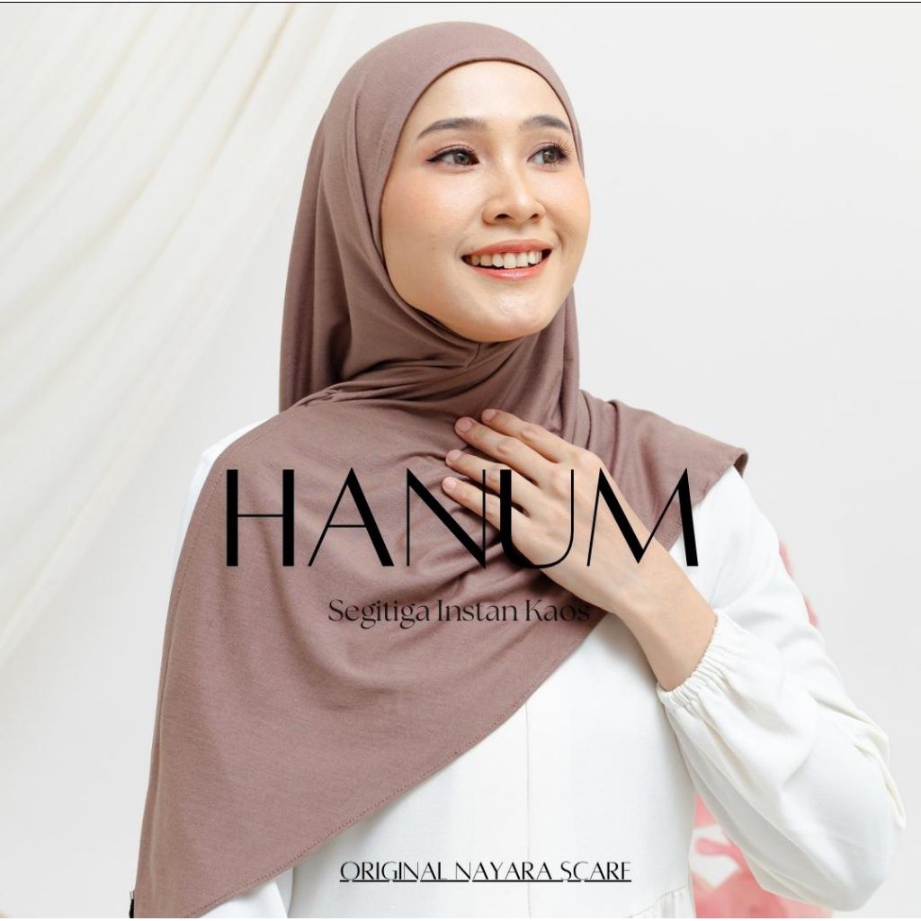 Nayara Scarf Segitiga Instan Oval Kaos
