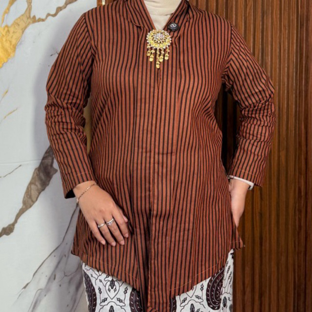 (ADA JUMBO) Ratu Busana - Kebaya Kartini Tunik Motif Lurik Jawa Jogja