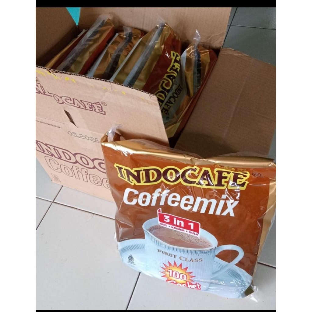 

Kopi Indocafe 1 ball isi 10 renceng