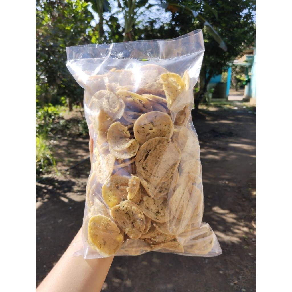 

KEMASAN 500GR - KERIPIK BAKSO RENYAH // ASIN GURIH