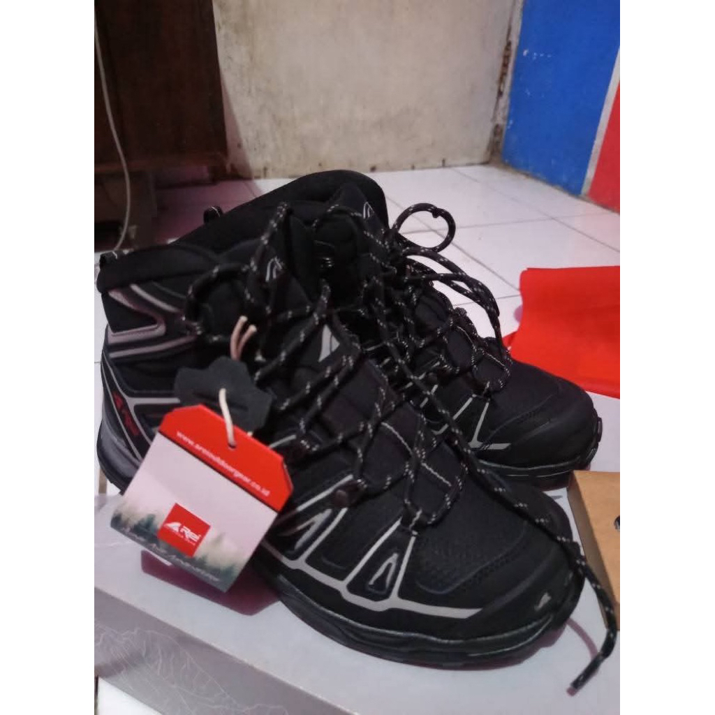 Sepatu Gunung Arizona Arei OutdoorGear
