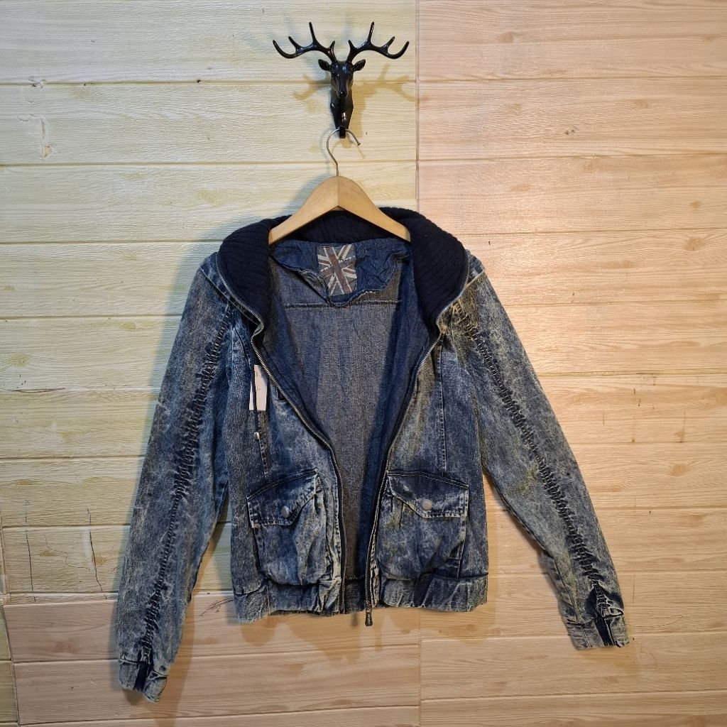 Jaket Jeans HOODIE Sandwash Blue DIGDEEP size S-M/ LD:88x P:62/ Bahan lembut, melar dan hangat/ jake