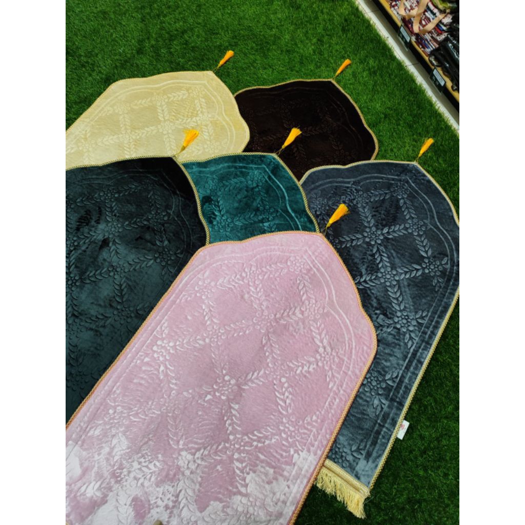 Sajadah turkey halus | sajadah embos polos | sajadah qubah polos