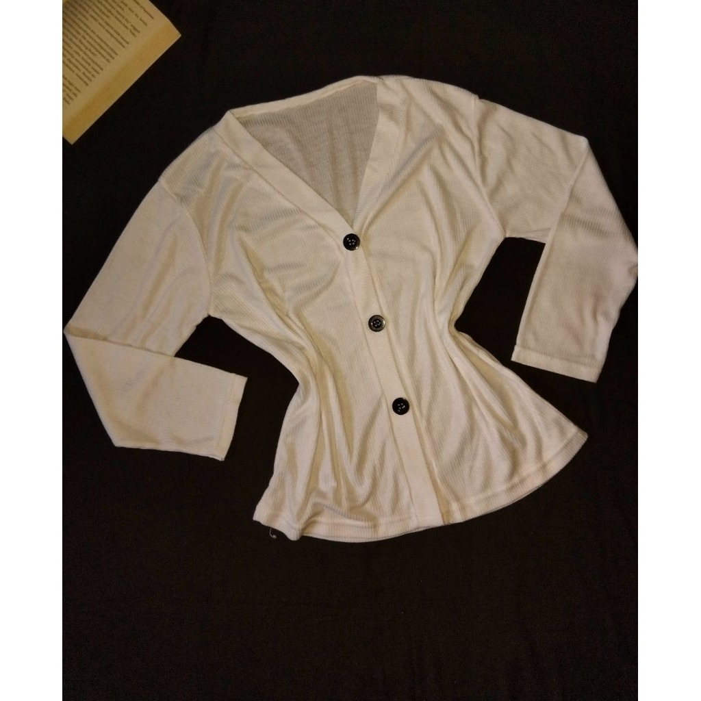 PRELOVED CARDIGAN PUTIH