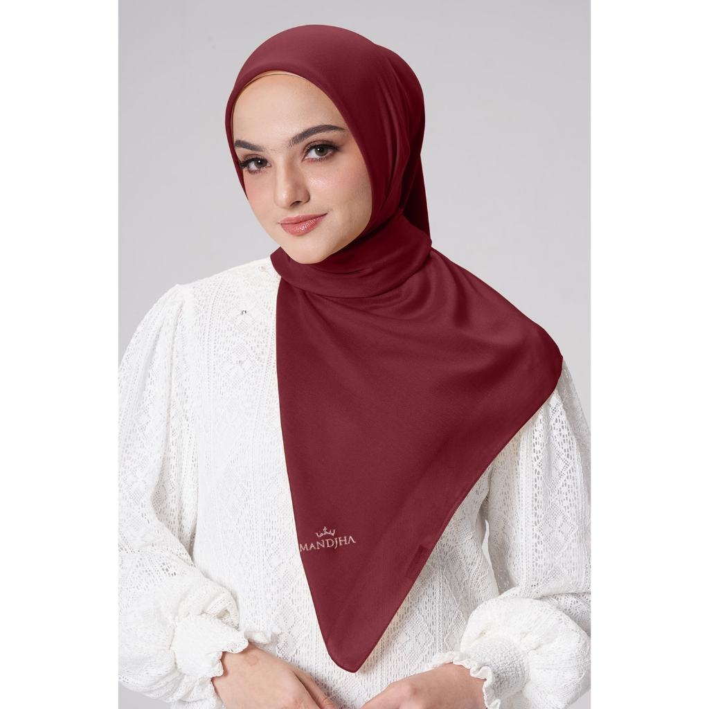Hijab Polos Voal By IVAN GUNAWAN - Hijab Segi Empat Voal Premium ORIGINAL MANDJHA