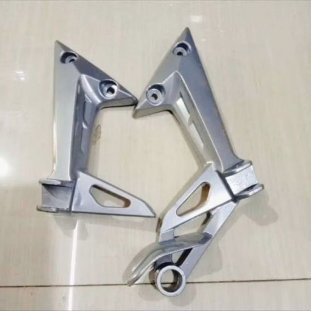 footstep/step belakang Yamaha Jupiter mx new 135 original copotan