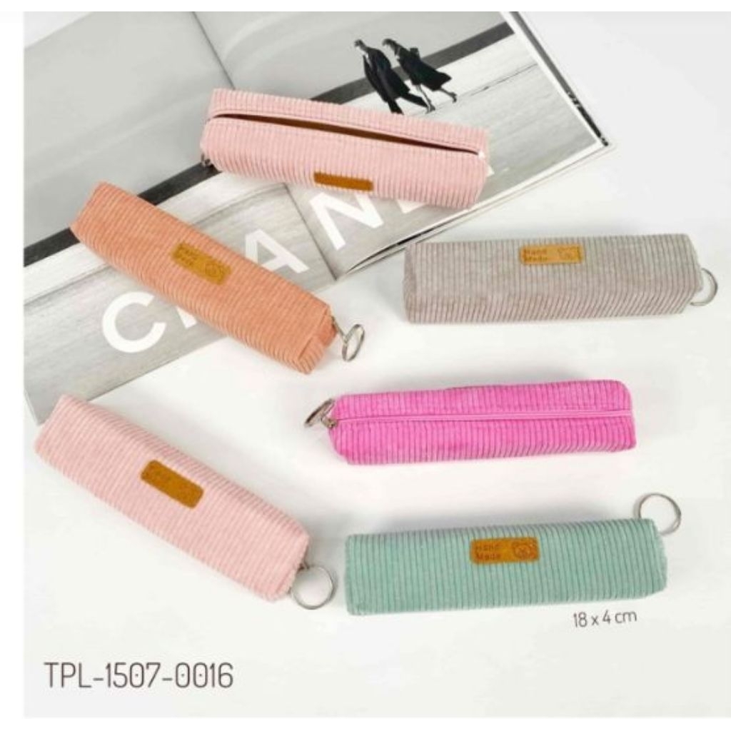 

tempat pensil Corduroy motif bear tulisan hand Made