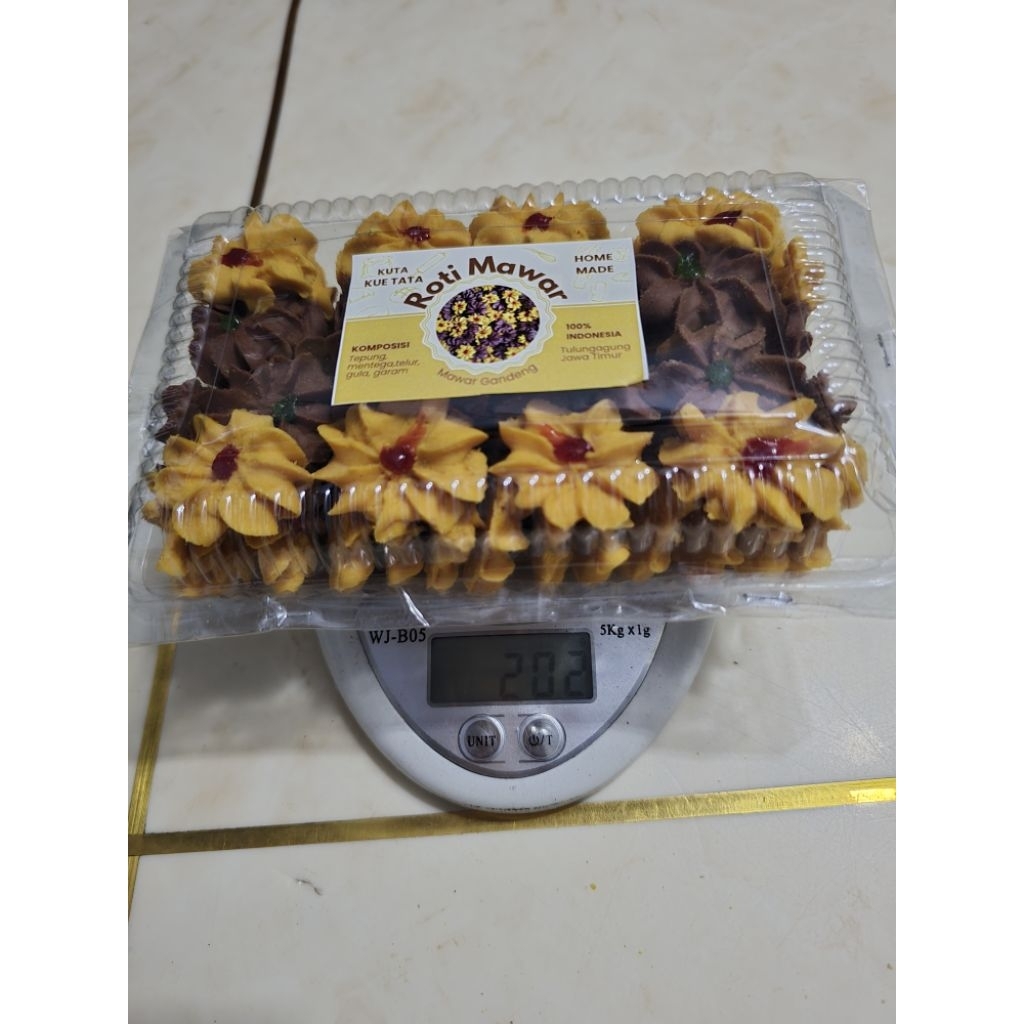 

ROTI SEMPRIT MAWAR MIKA EKONOMIS