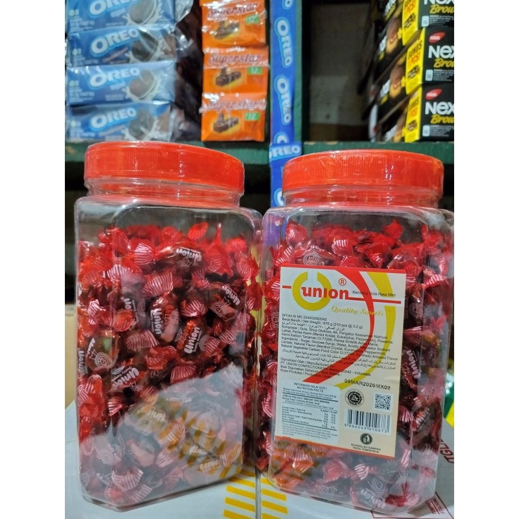 

Permen Union Hacks Mint Pedas Toples