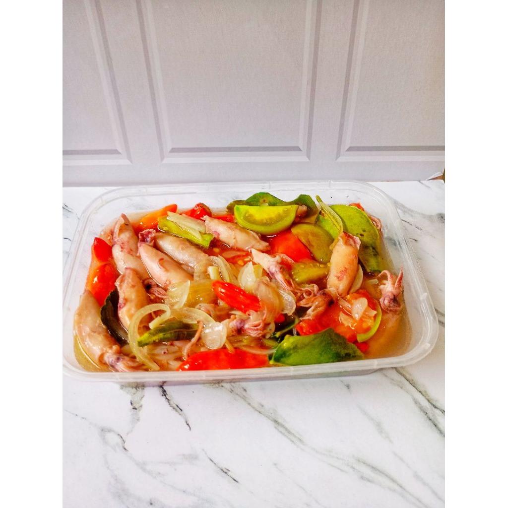 

Cumi Asin Daun Jeruk kemasan 500ml Vacum Frozen