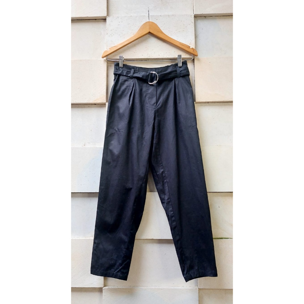 NOVEL MICE ORIGINAL. CELANA WANITA WITH TAG