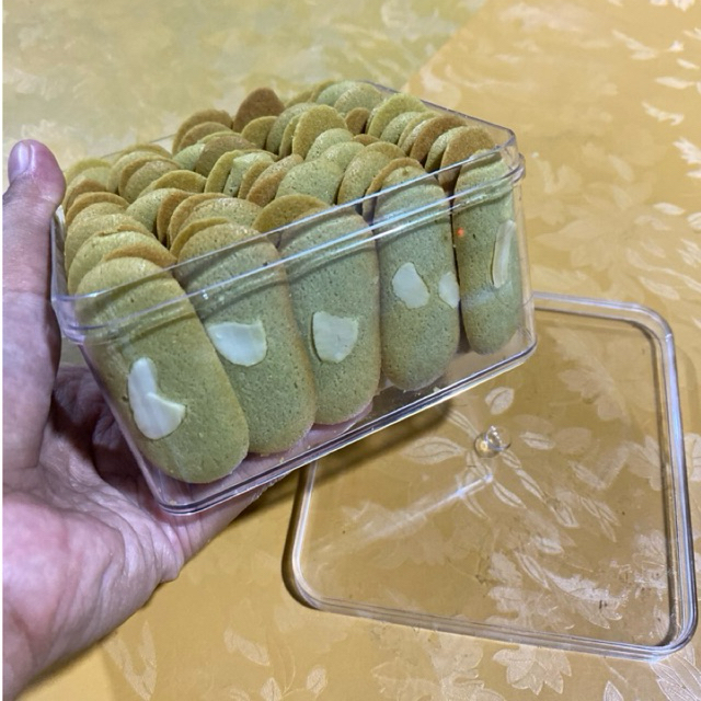 

Kue Lidah Kucing PREMIUM : MATCHA ALMOND