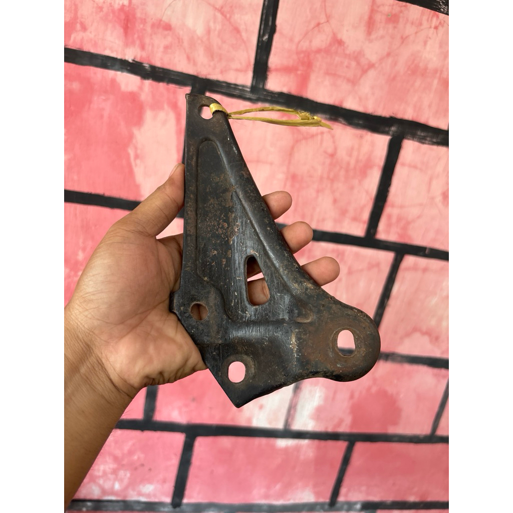 pangkon knalpot honda astrea prima astrea star