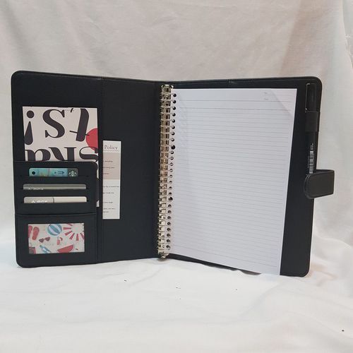 

BINDER/AGENDA EKSLUSIF ELEGANT UKURAN B5 KOSONG BINDER AJA