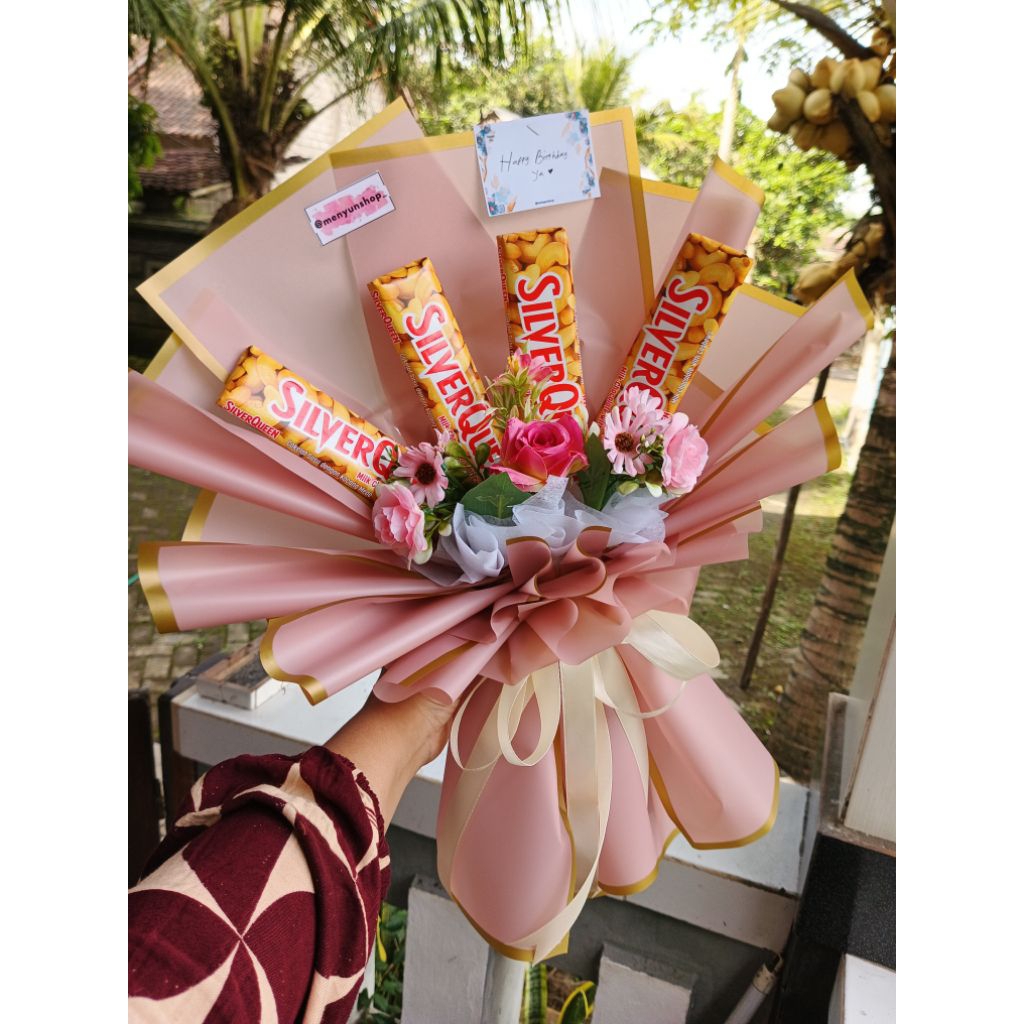 

Silverqueen 4pcs size M