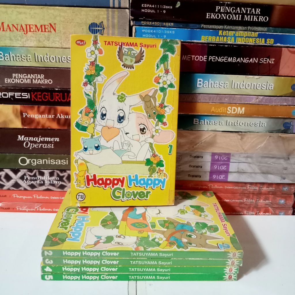KOMIK HAPPY HAPPY CLOVER