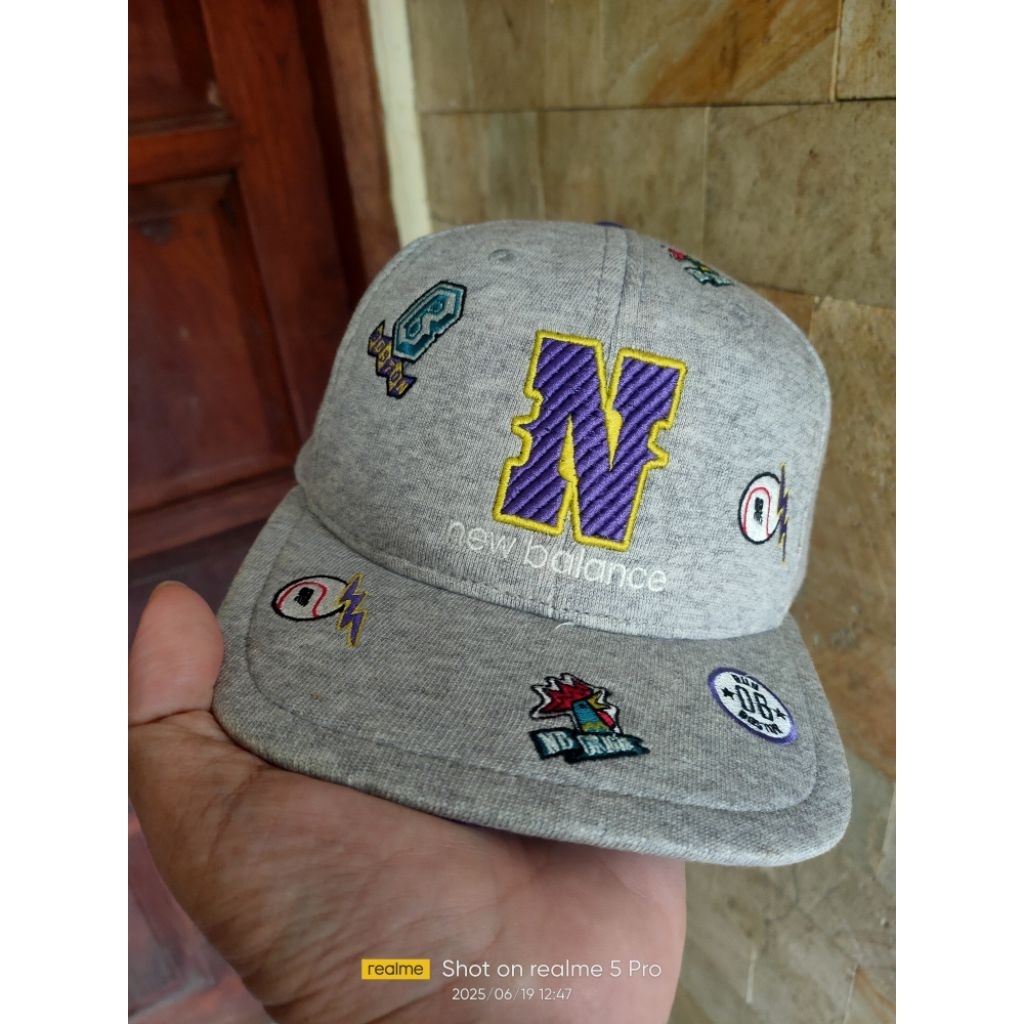 Topi anak NB original second fashion pria/wanita