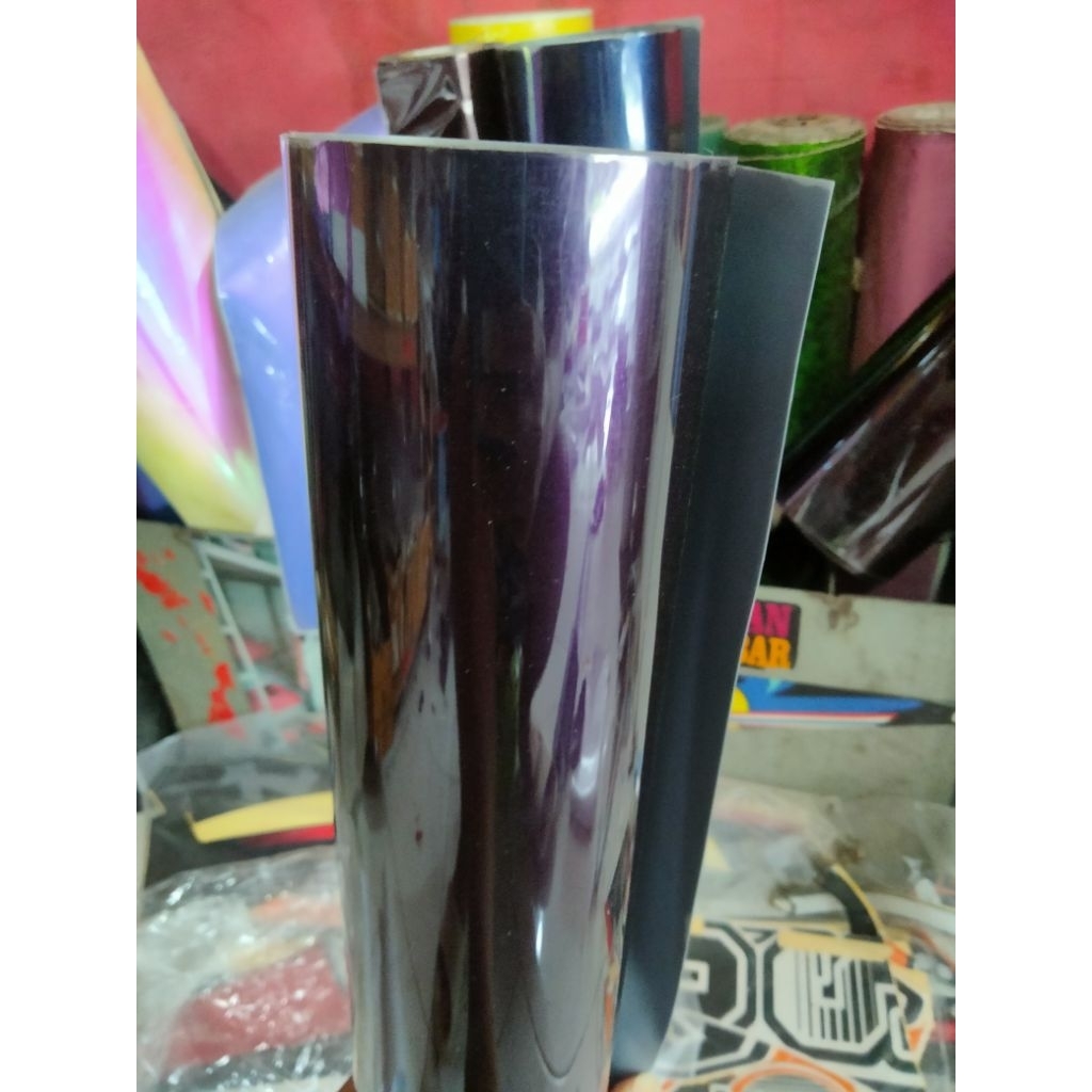 stiker scotlet monligt purple ungu.bunglon