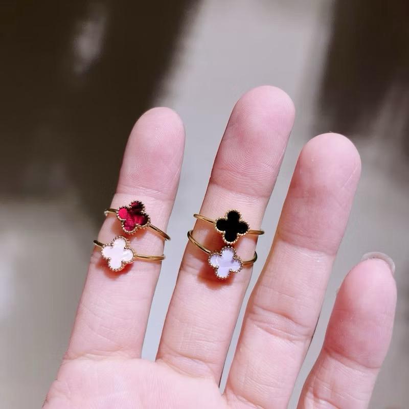 Cincin Adjust Clover Redblood Titanium / Cincin Wanita Anti Karat / Cincin Anti Karat / Cincin Titan