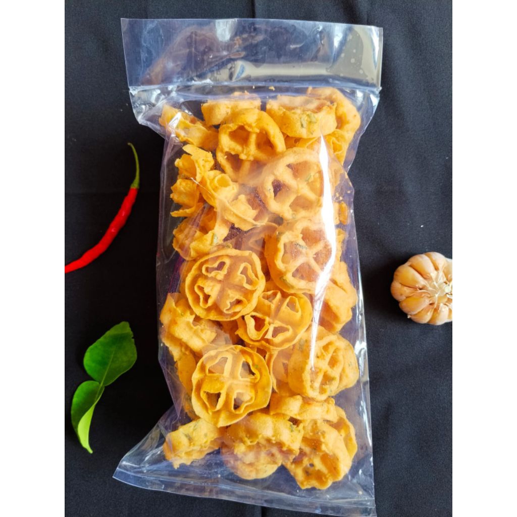 

Kue kembang goyang berat 200gr rasa pedas gurih