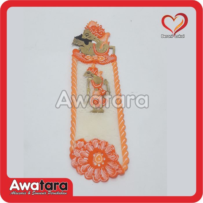 

Pembatas Buku Kulit Rama Shinta Wayang Bunga Orange