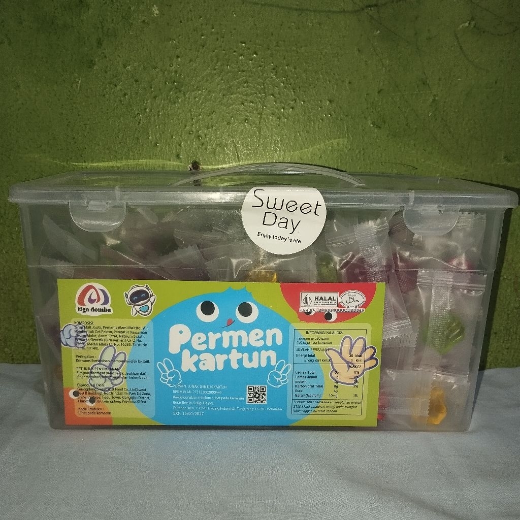 

TIGA DOMBA PERMEN JELLY BENTUK KARTUN ISI 150 PCS