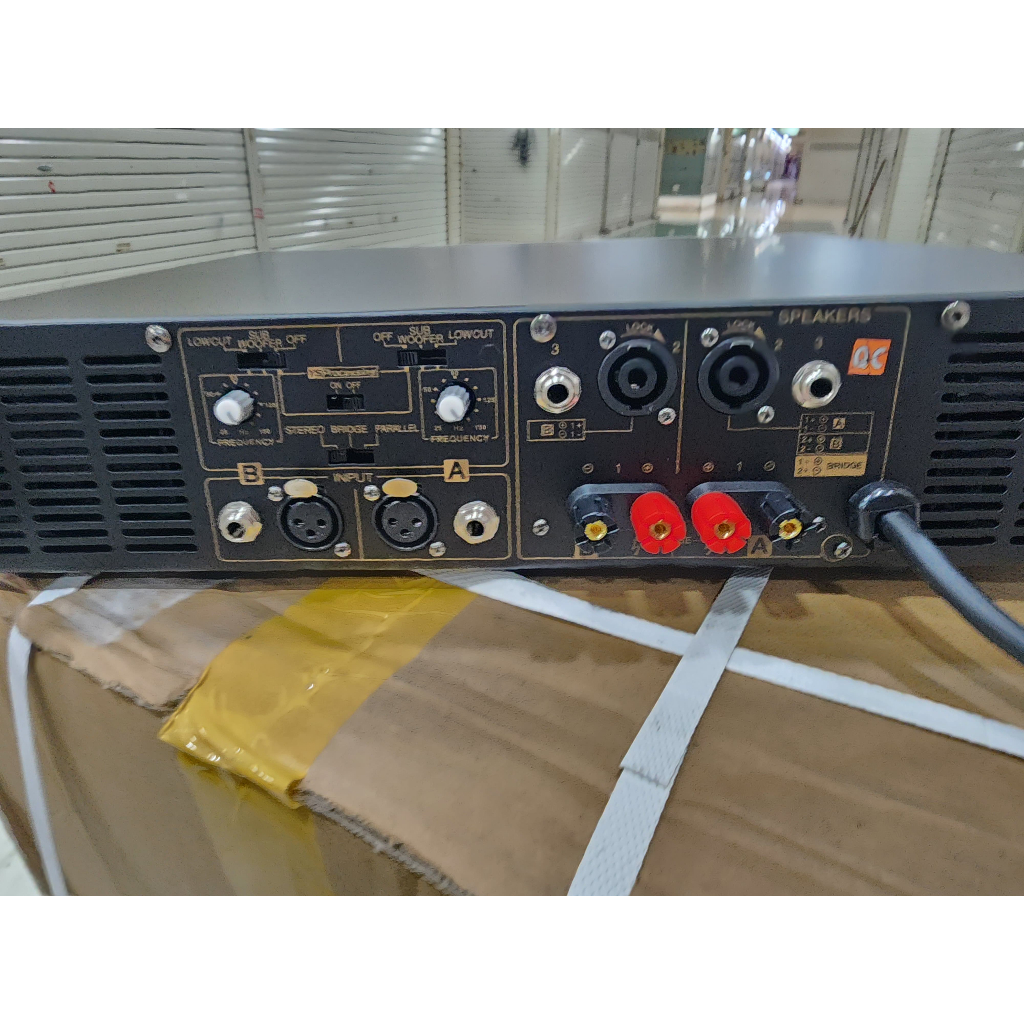 Power amplifier peavey CS 4000 / CS4000 - China