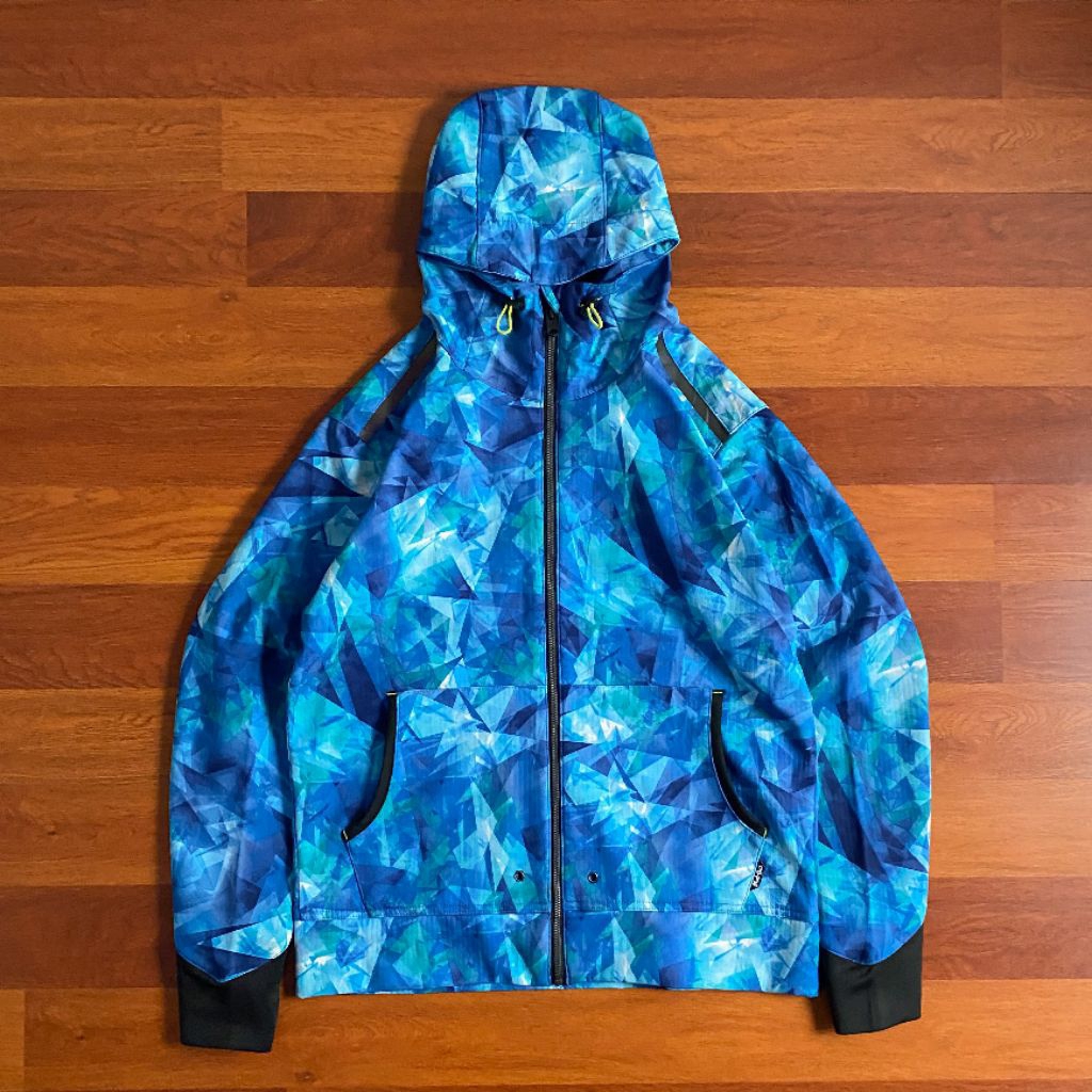 Find out AOP softshell jacket ( L ) pria