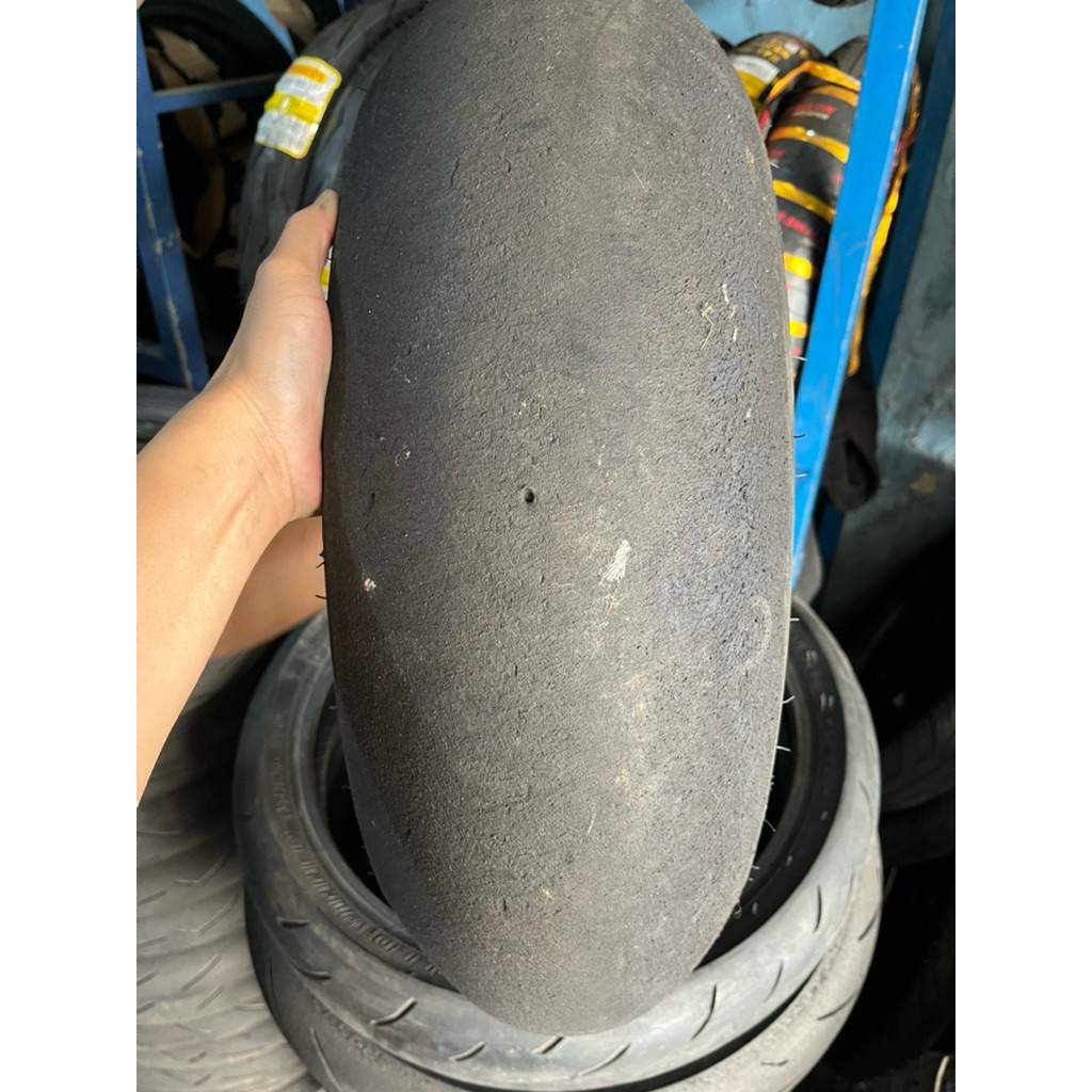 Ban slick Dunlop  190-200 ring 17