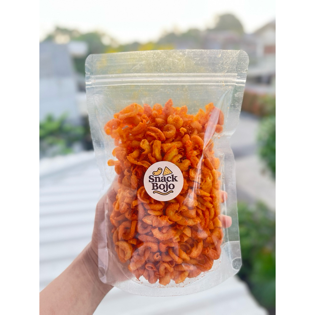

MAKARONI KRIUK 250gr cemilan pedas kering