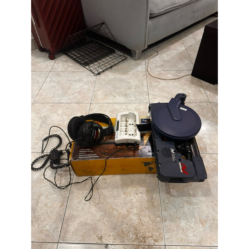 METAL DETECTOR MINELAB SDC2300 (ORIGINAL)