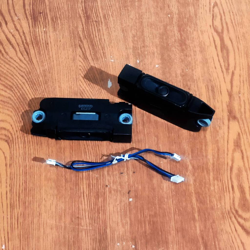 Speaker Monitor Komputer 24 Inch LED IPS Frameless LG 24MP88HM-S