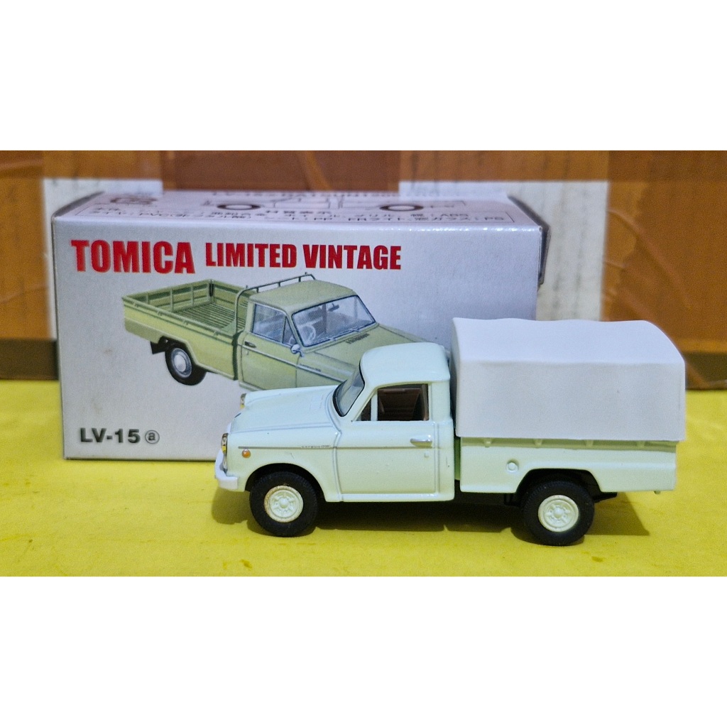 Tomytec Tomica Limited Vintage LV-15a DATSUN 1200 TRUCK
