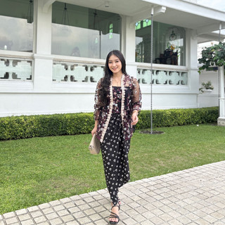 Delova Wardrobe - NAYARA KEBAYA Kutu Baru Premium Modern Brukat Vintage Bordir Outfit Atasan Wanita Tali Renda Baju Pakaian Tulle Lace Tile Brokat Prada Viral Lebaran Raya Kondangan Wisuda Kekinian Simple Elegan