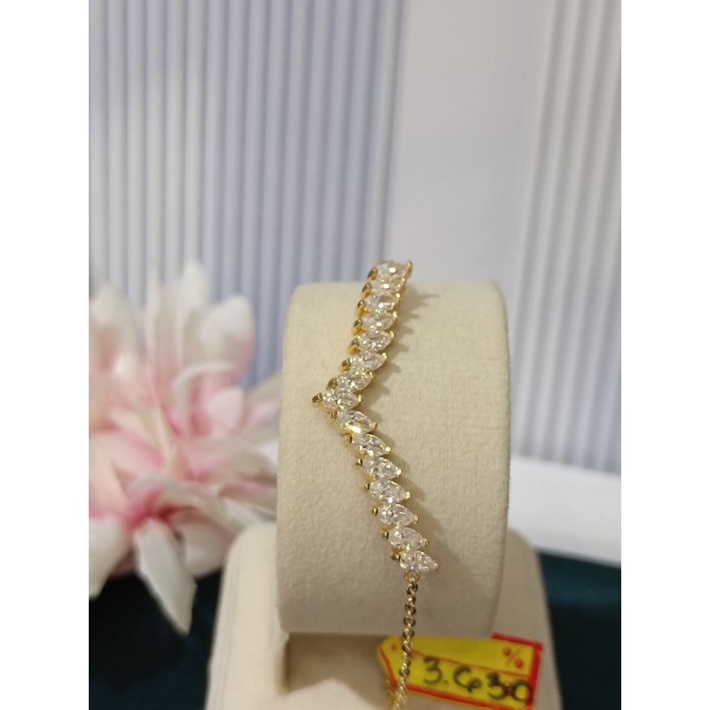 Gelang Emas Serut Model Aurel UBS 8k