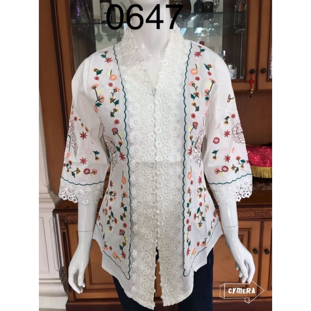 Atasan kebaya tile bordir