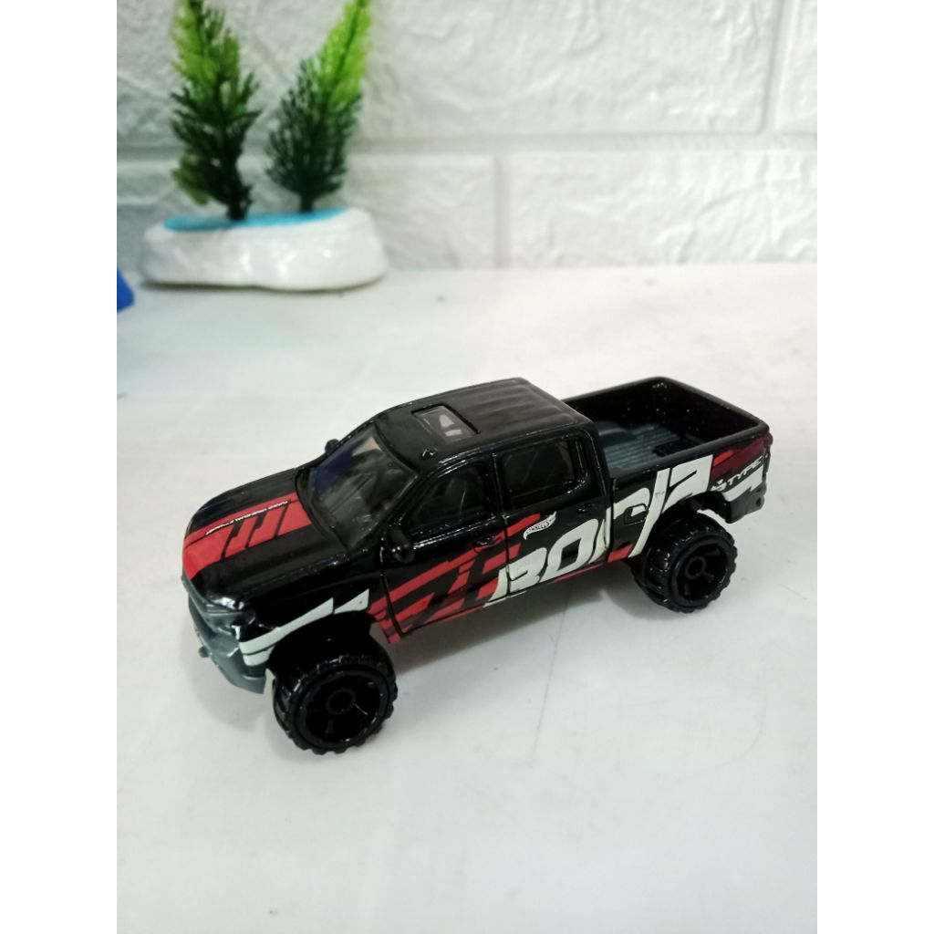 [preloved]mobil besi/metal/pvc