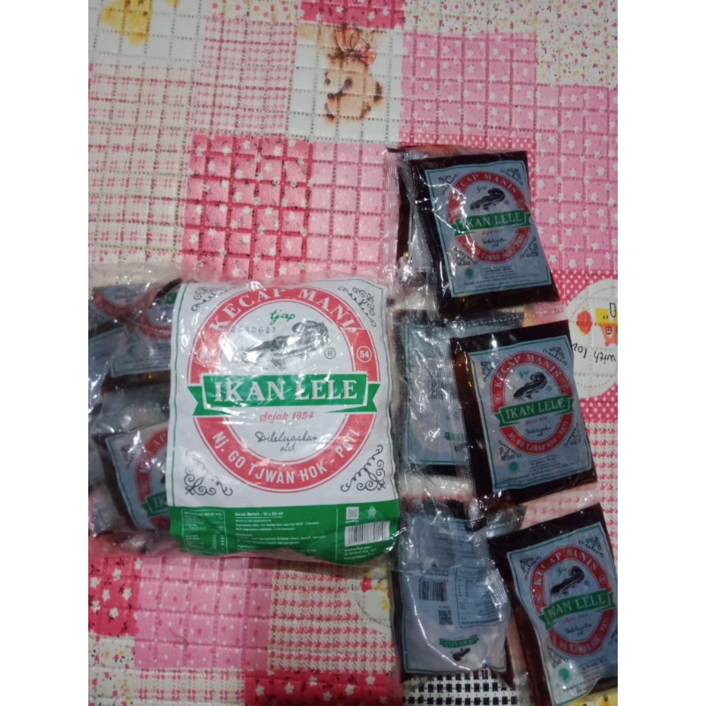 

Kecap lele khas pati kemasan sachet (50 ml) 1 pack isi 12 pcs