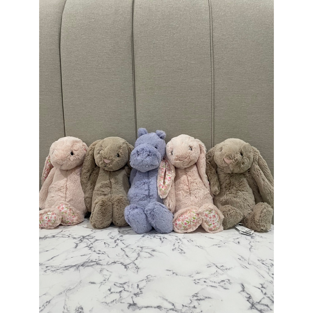 [READY STOCK & NEW] Jellycat Bashful Bunny Beige Medium Original Jellycat Bashful Bunny Blossom Cher
