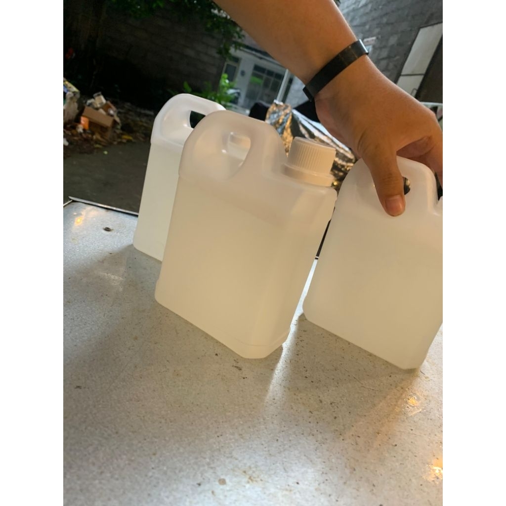 Cleaner Sepatu Sabun Sepatu Pembersih Sepatu Sabun Khusus Sepatu 1 Liter Jasa Cuci Sepatu