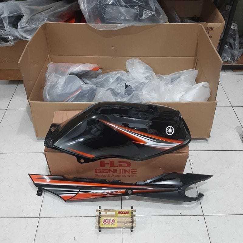 Yamaha RXZ Catalyzer Malaysia body kap cover full set fullset halus hitam orange last edition edisi 