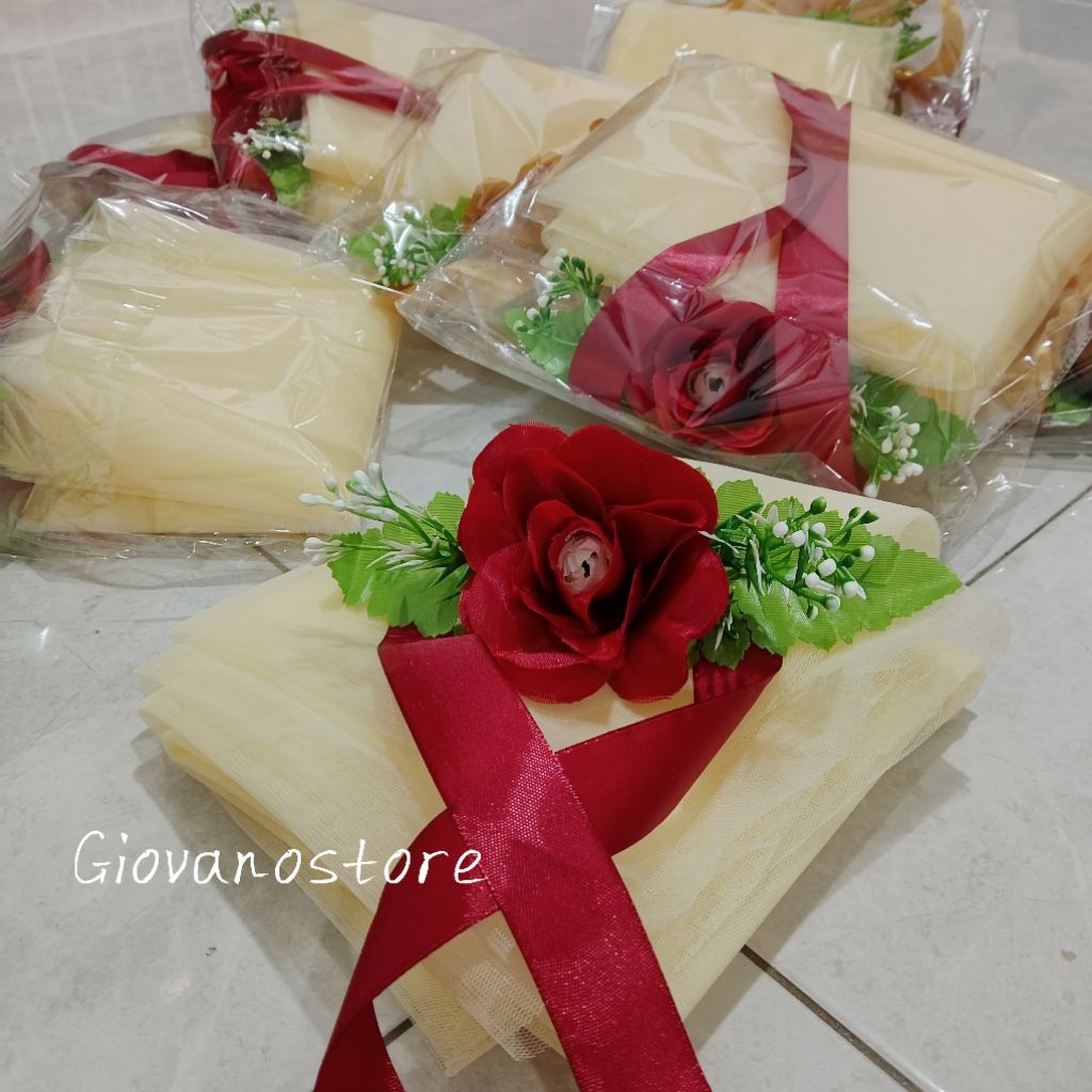 

PAKET TILE + BUNGA UNTUK MEMBUNGKUS PARSEL / PAKET BUNGA + TILE PEMBUNGKUS PARSEL HANTARAN