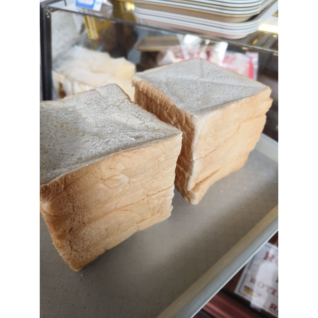 

Supplier Roti Tawar Sandwich isi 10 Slice