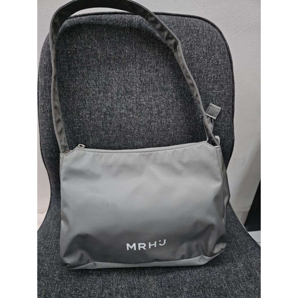 Marhen J CIA L Bag Gray