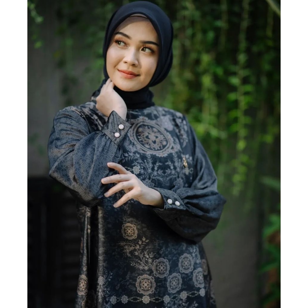 JINGGA SCARVES ANGGUN TOP