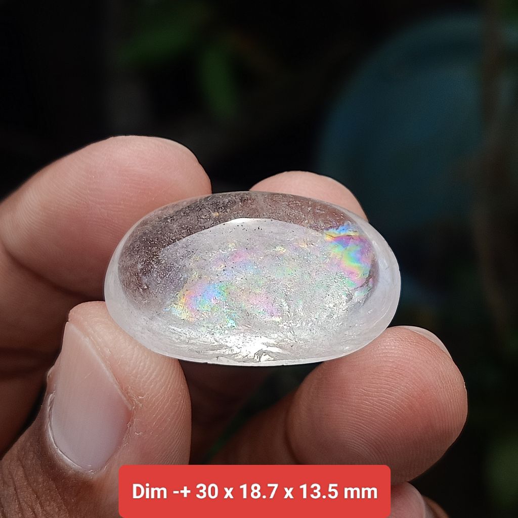BATU KECUBUNG AIR PELANGI KALIMANTAN ( NATURAL QUARTZ )