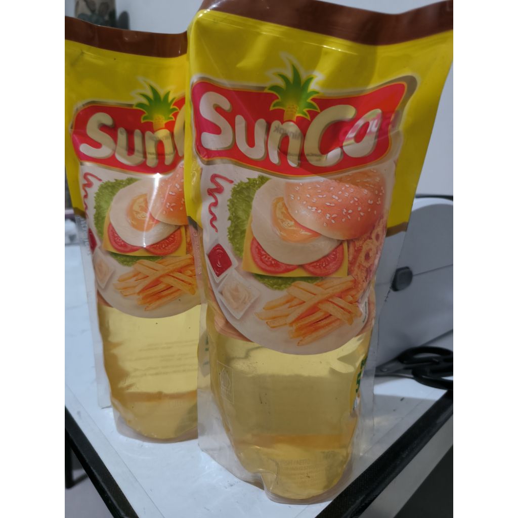 

Minyak Sunco Kemasan Pouch 1 Liter x 4 ( Empat Pcs)